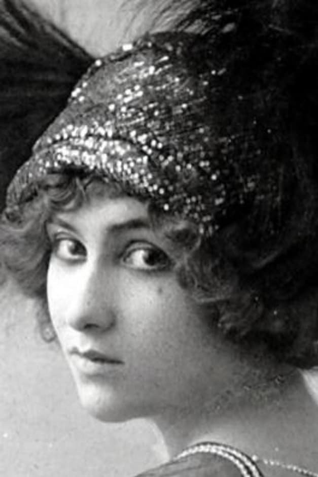 بازیگر Lilian Greuze  