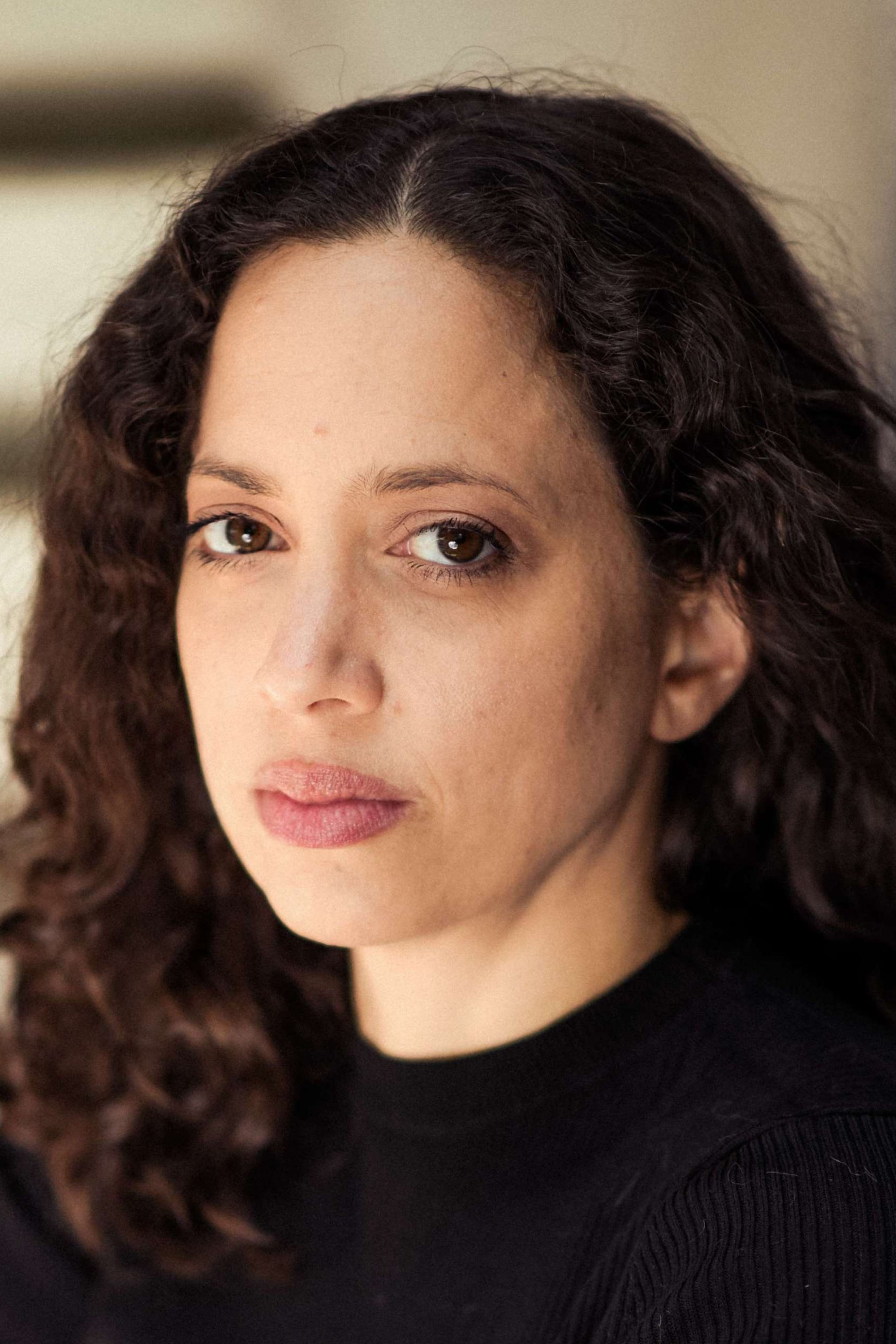 بازیگر Virginie Sibalo  