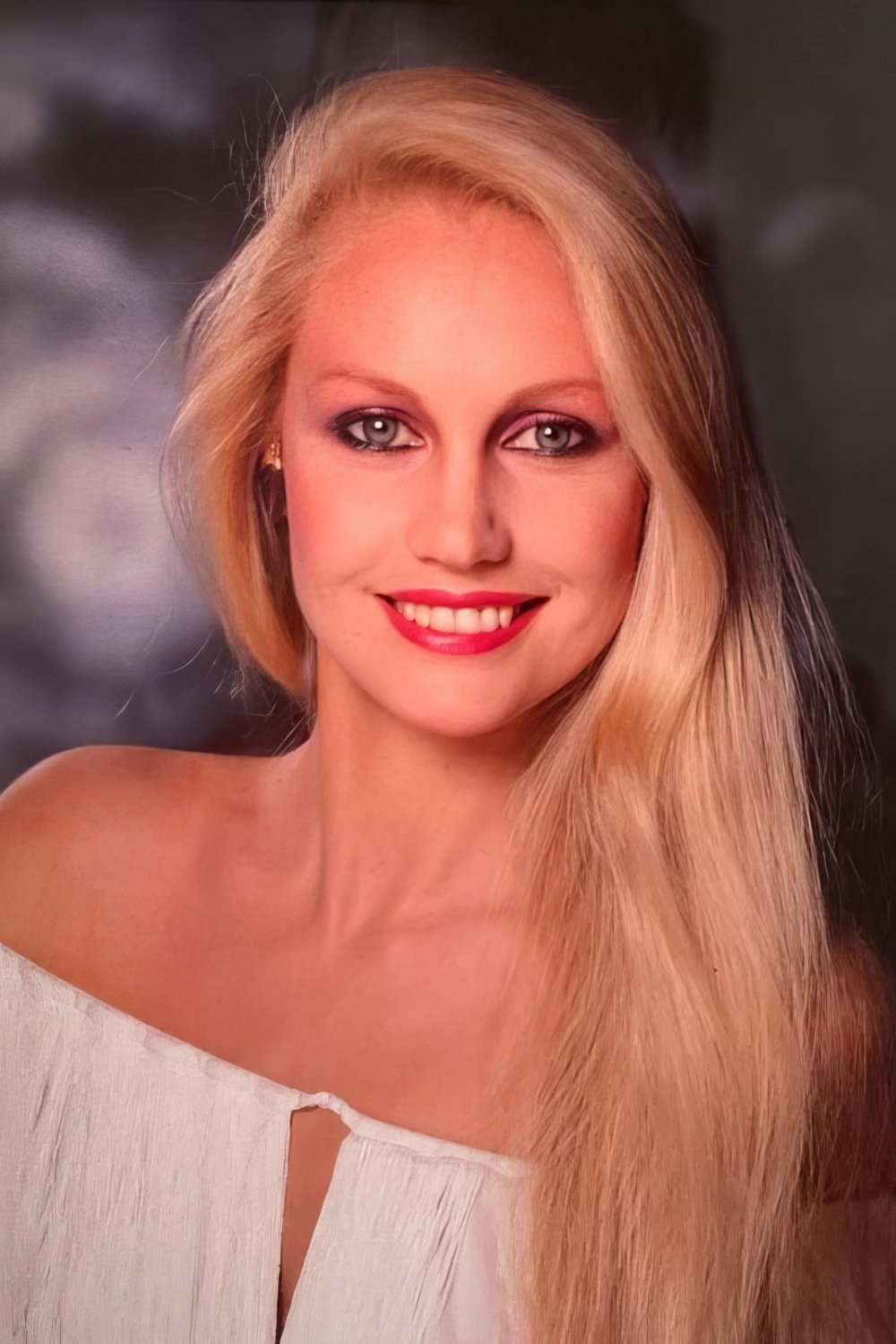 بازیگر Anneline Kriel  