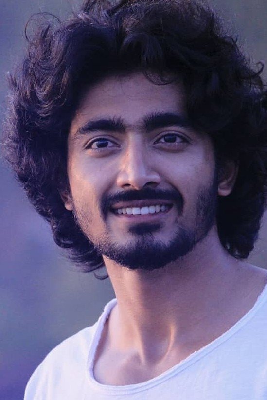 بازیگر Maganti Srinath  