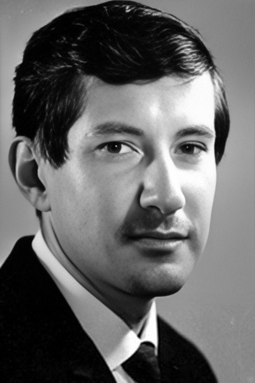 بازیگر Олег Комаров  