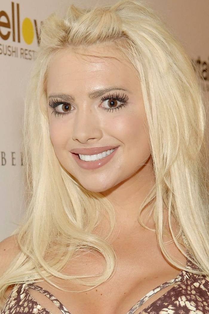 بازیگر Destiny Davis  