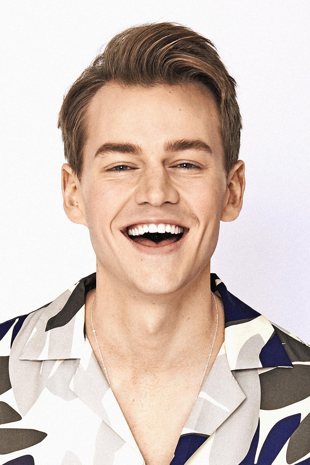 بازیگر Joel Creasey  