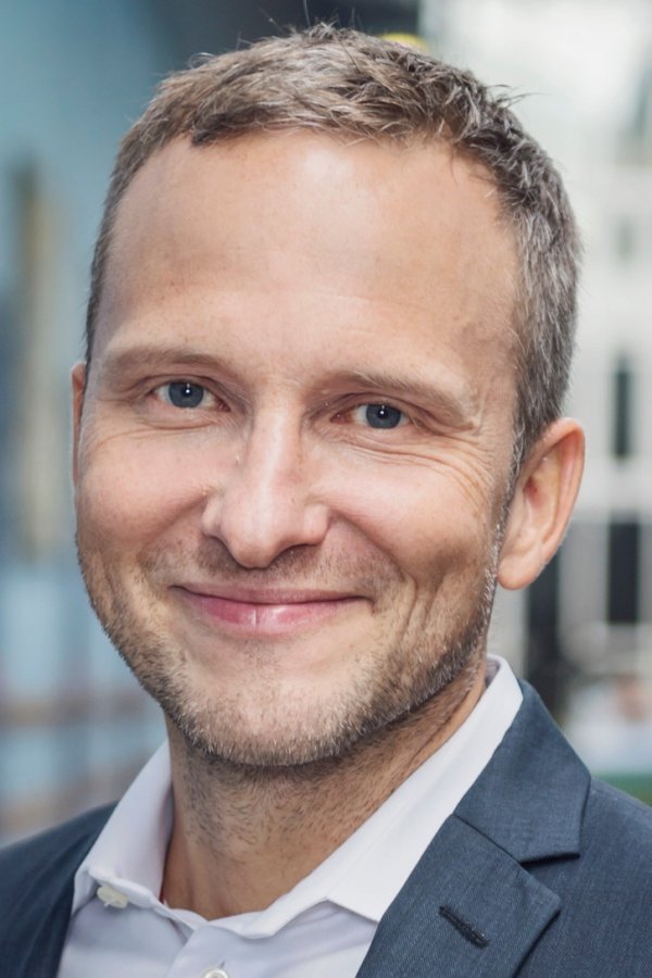 بازیگر Anders Holmberg  