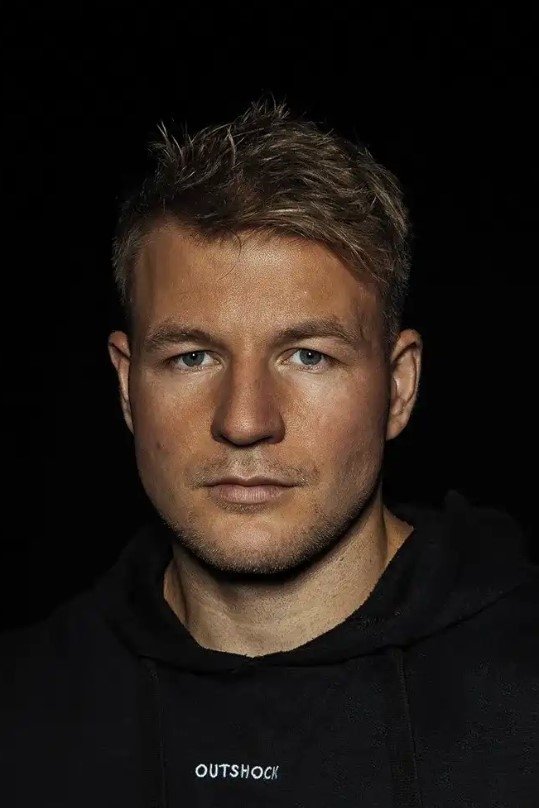 بازیگر Igor Karpovich  