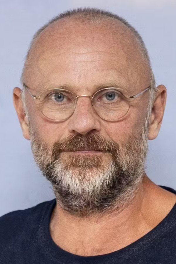 بازیگر Henrik Qvortrup  