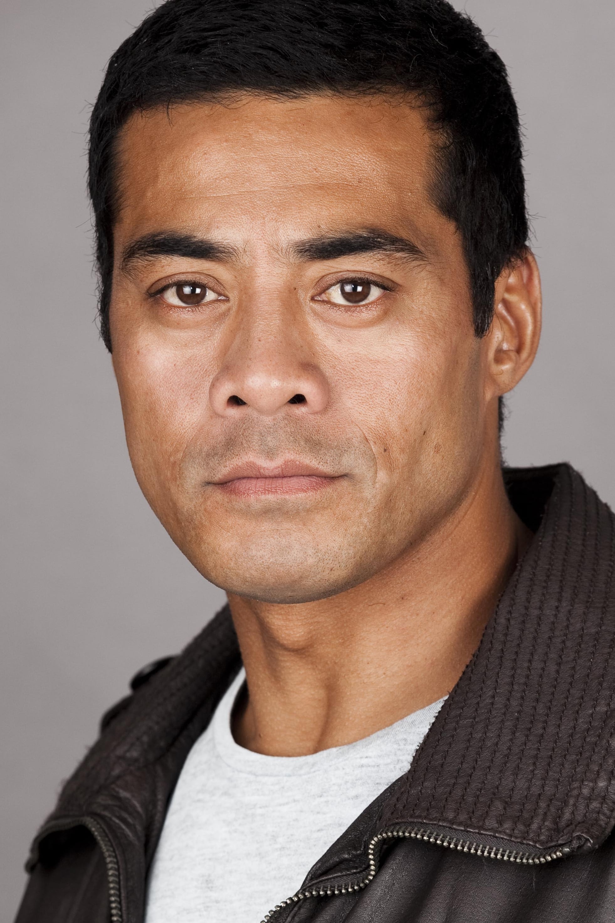 بازیگر Robbie Magasiva  