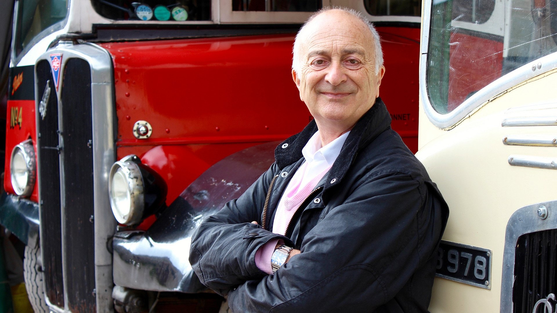 Tony Robinson: Coast to Coast|Tony Robinson: Coast to Coast