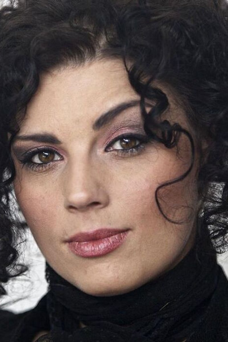 بازیگر Inez Gavilanes  
