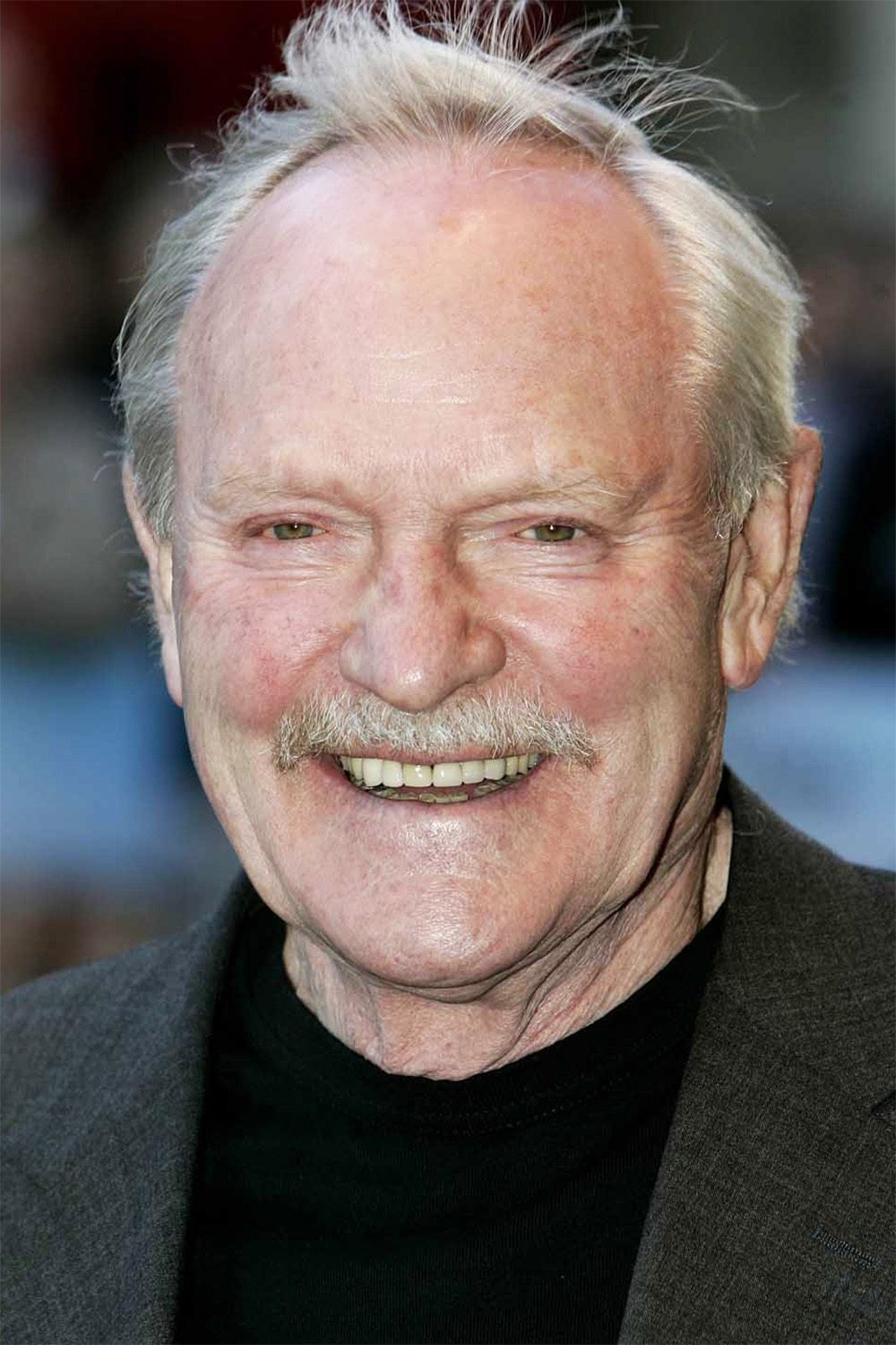 بازیگر Julian Glover  