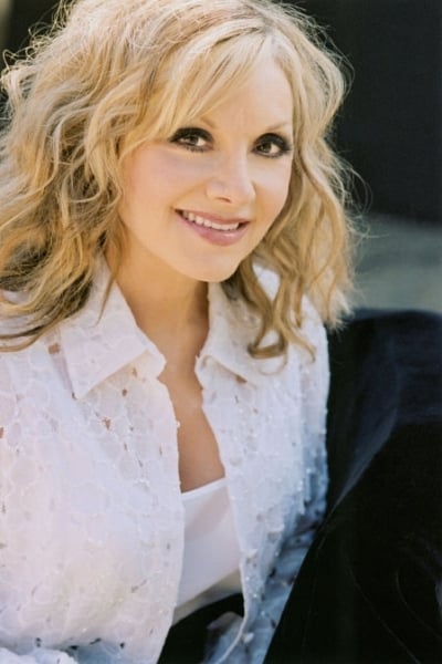 بازیگر Stella Parton  