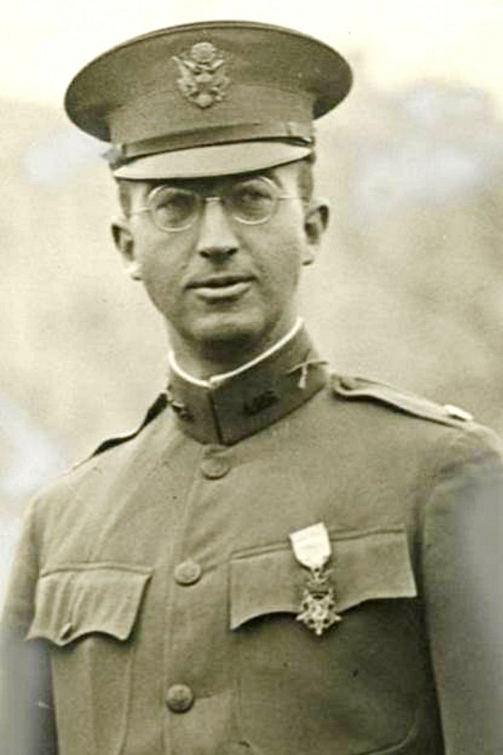 بازیگر Charles W. Whittlesey  