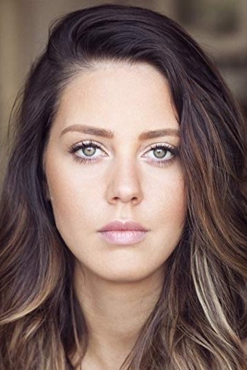 بازیگر Kelsey Larg  