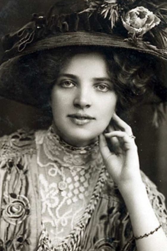 بازیگر Maud Allan  