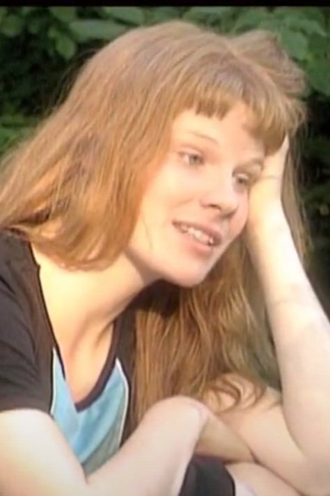 بازیگر Lulu Jacobsen  