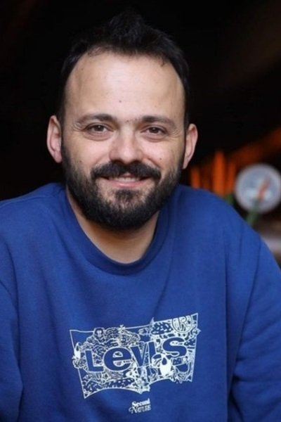 بازیگر Besnik Krapi  