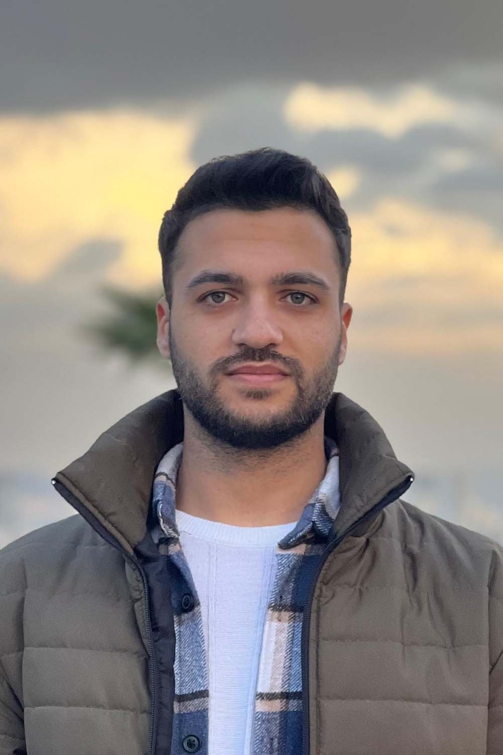 بازیگر Mo Azawi  
