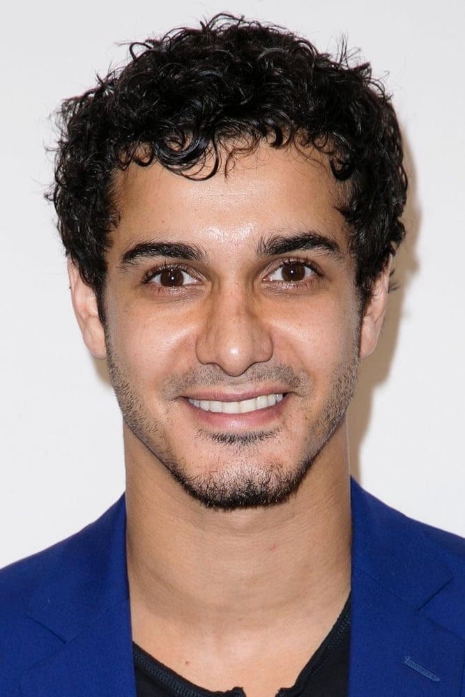 بازیگر Elyes Gabel  