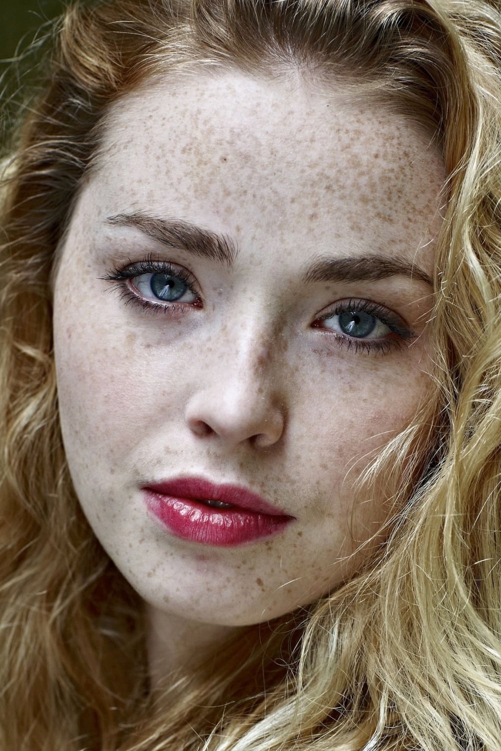 بازیگر Freya Mavor  