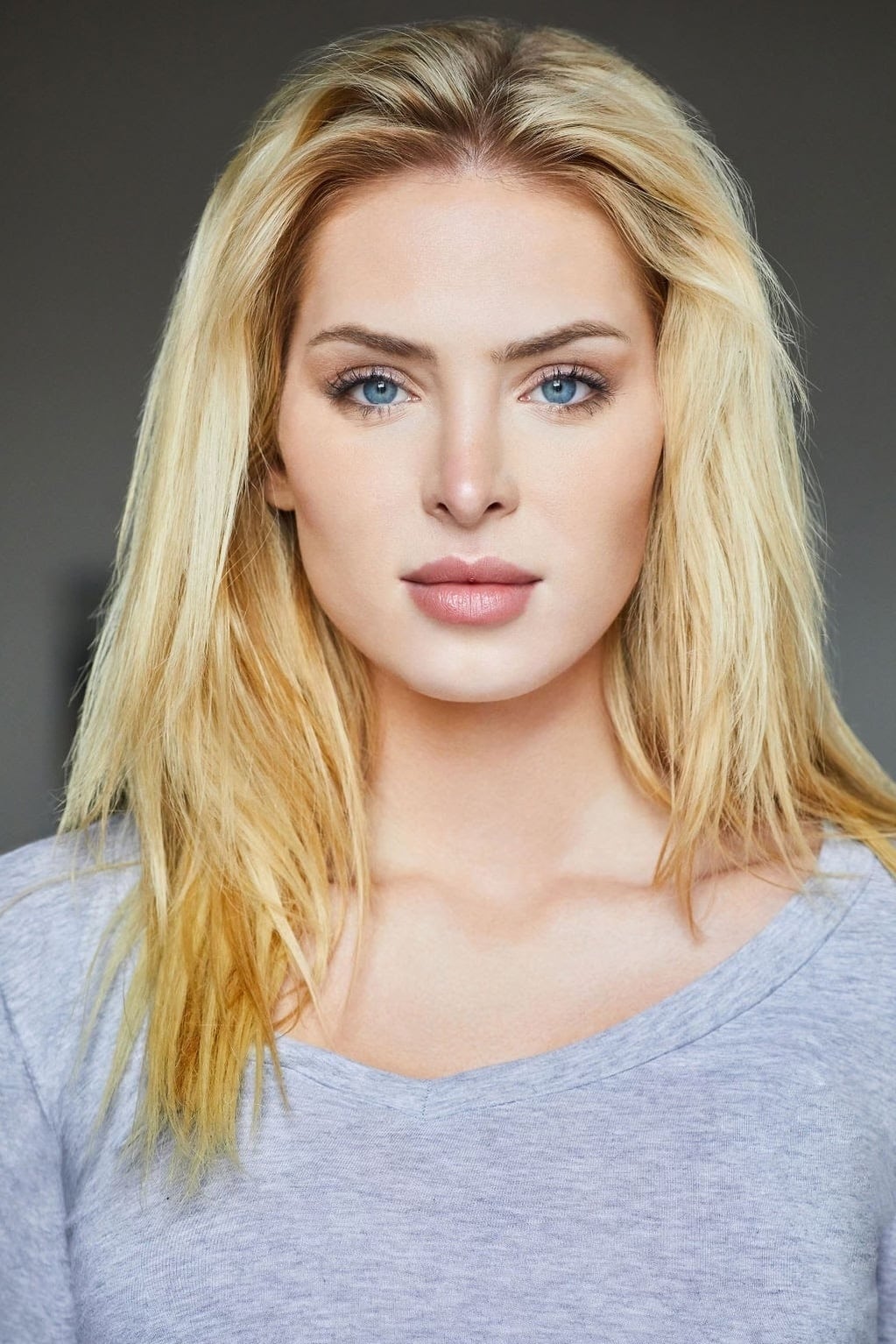 بازیگر Saxon Sharbino  