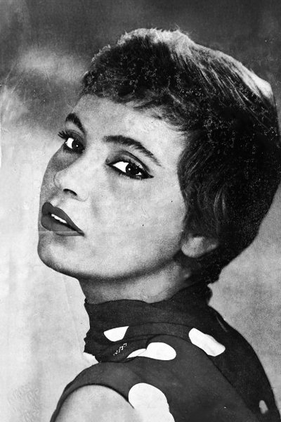 بازیگر Mualla Kaynak  