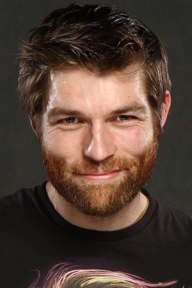 بازیگر Liam McIntyre  