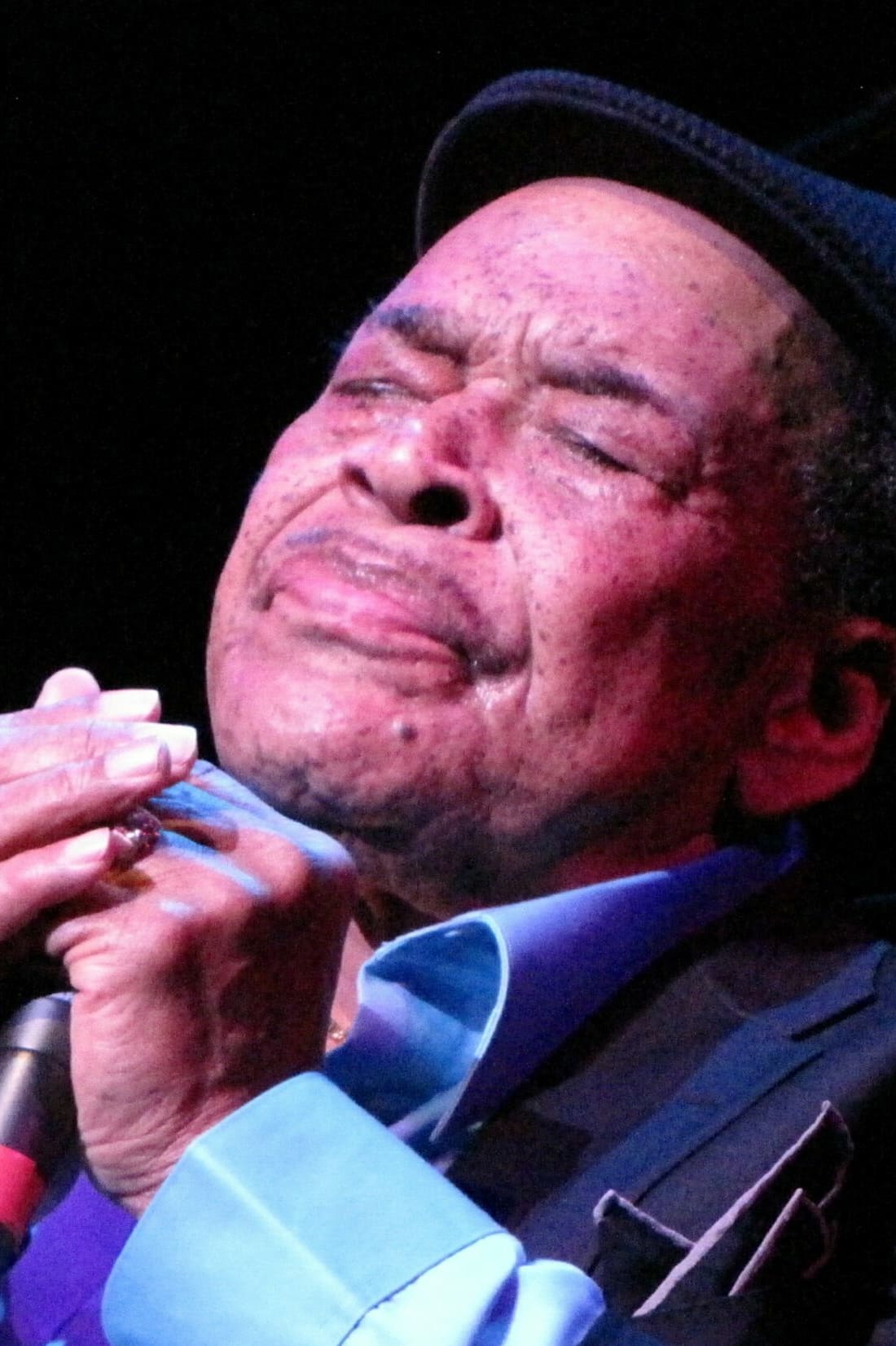 بازیگر James Cotton  