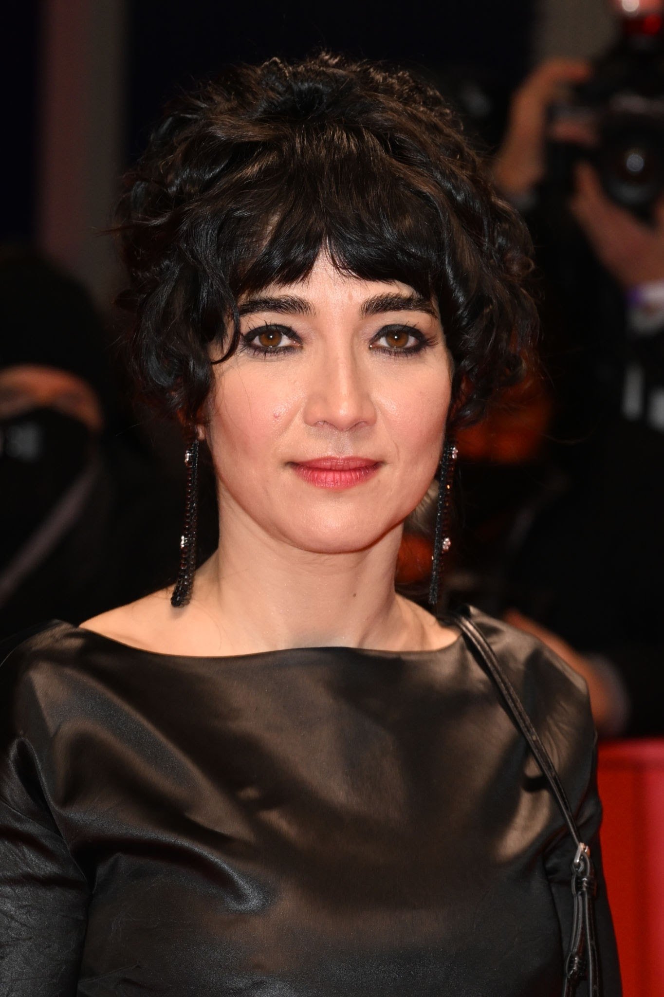 بازیگر Mitra Farahani  