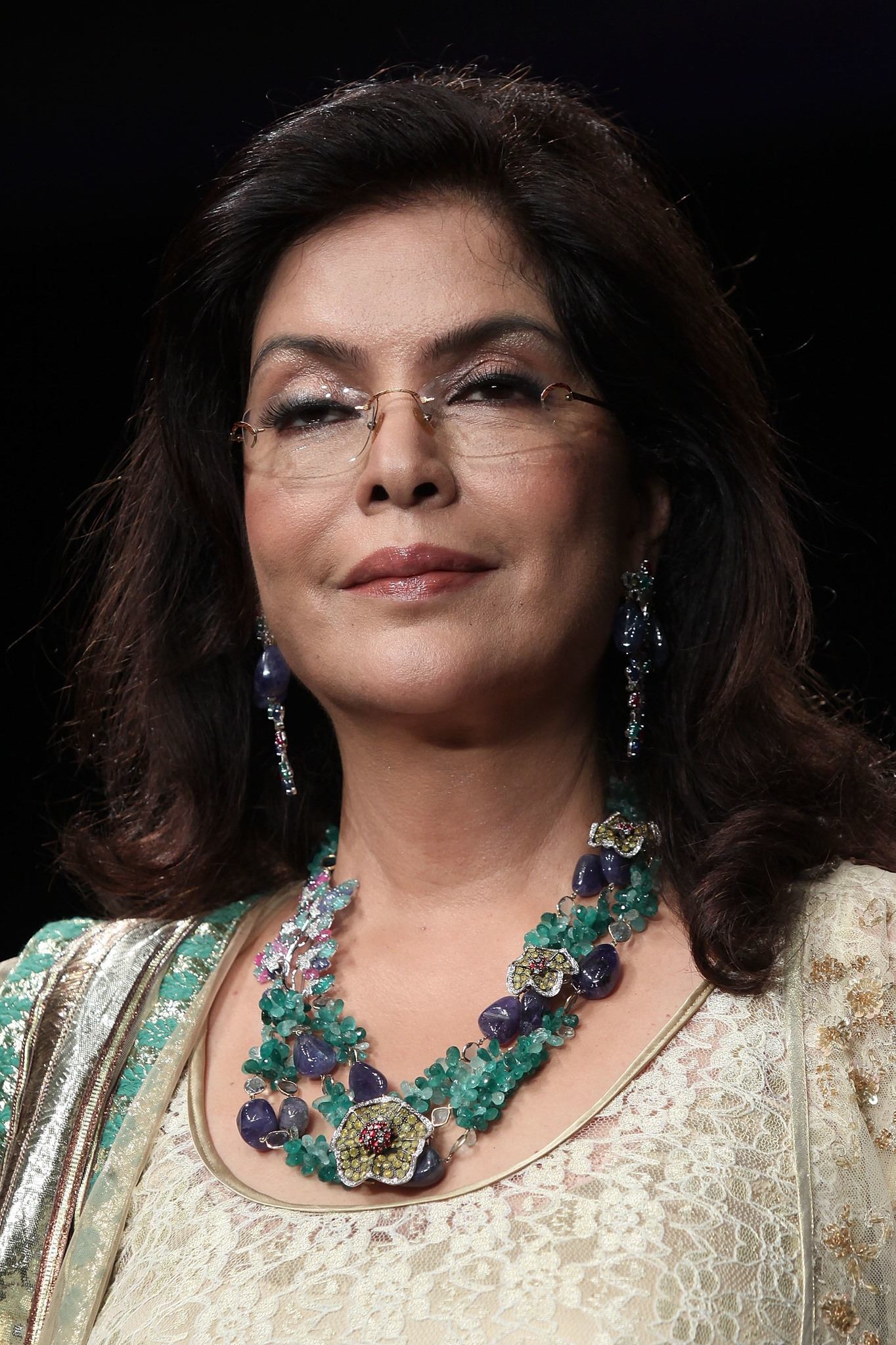 بازیگر Zeenat Aman  