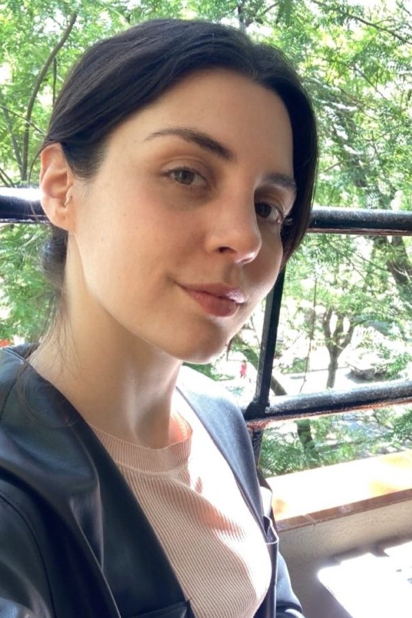 بازیگر Alexandra Lacaita  
