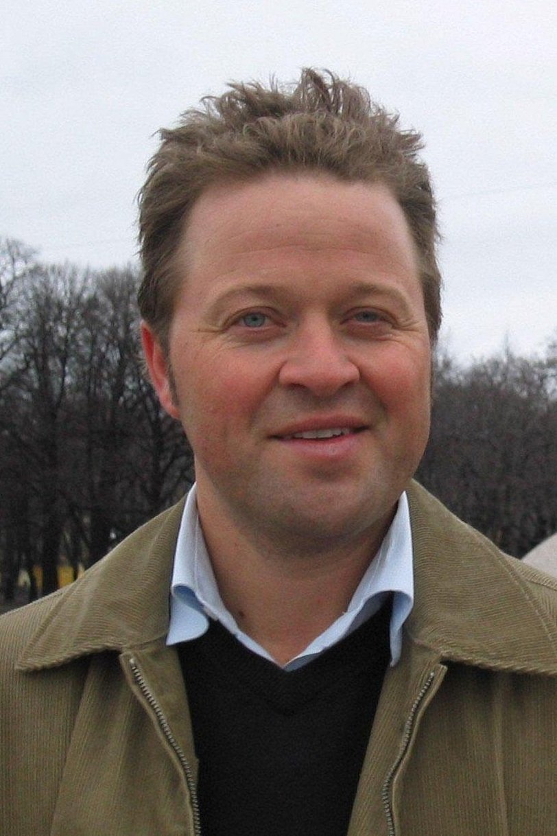بازیگر Arne Hjeltenes  