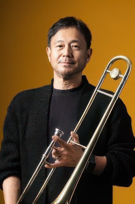 بازیگر 村田陽一  