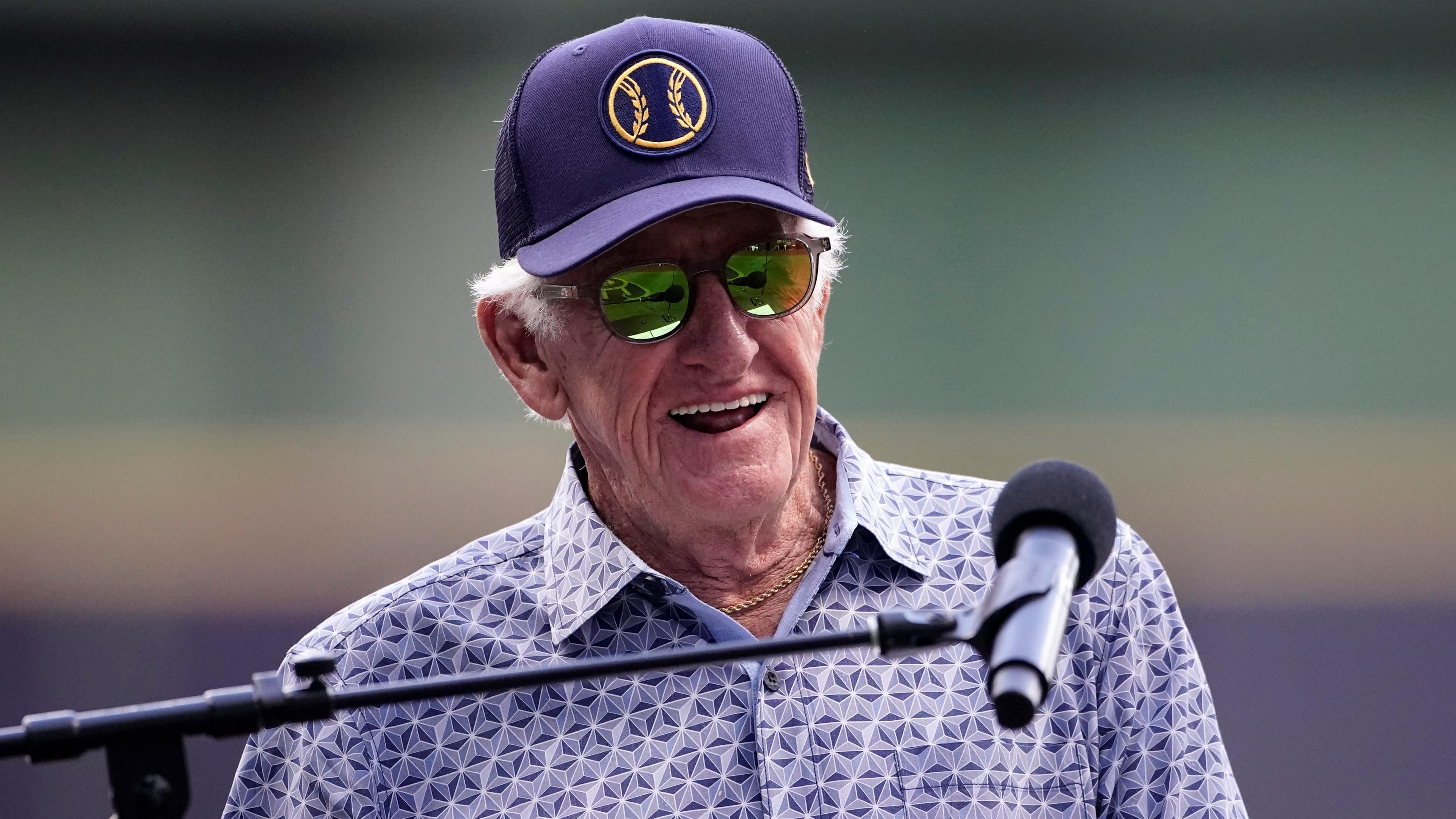 Mr. Baseball, Bob Uecker|Mr. Baseball, Bob Uecker