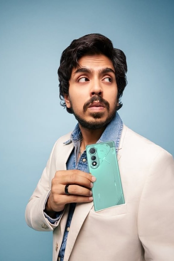 بازیگر Adarsh Gourav  